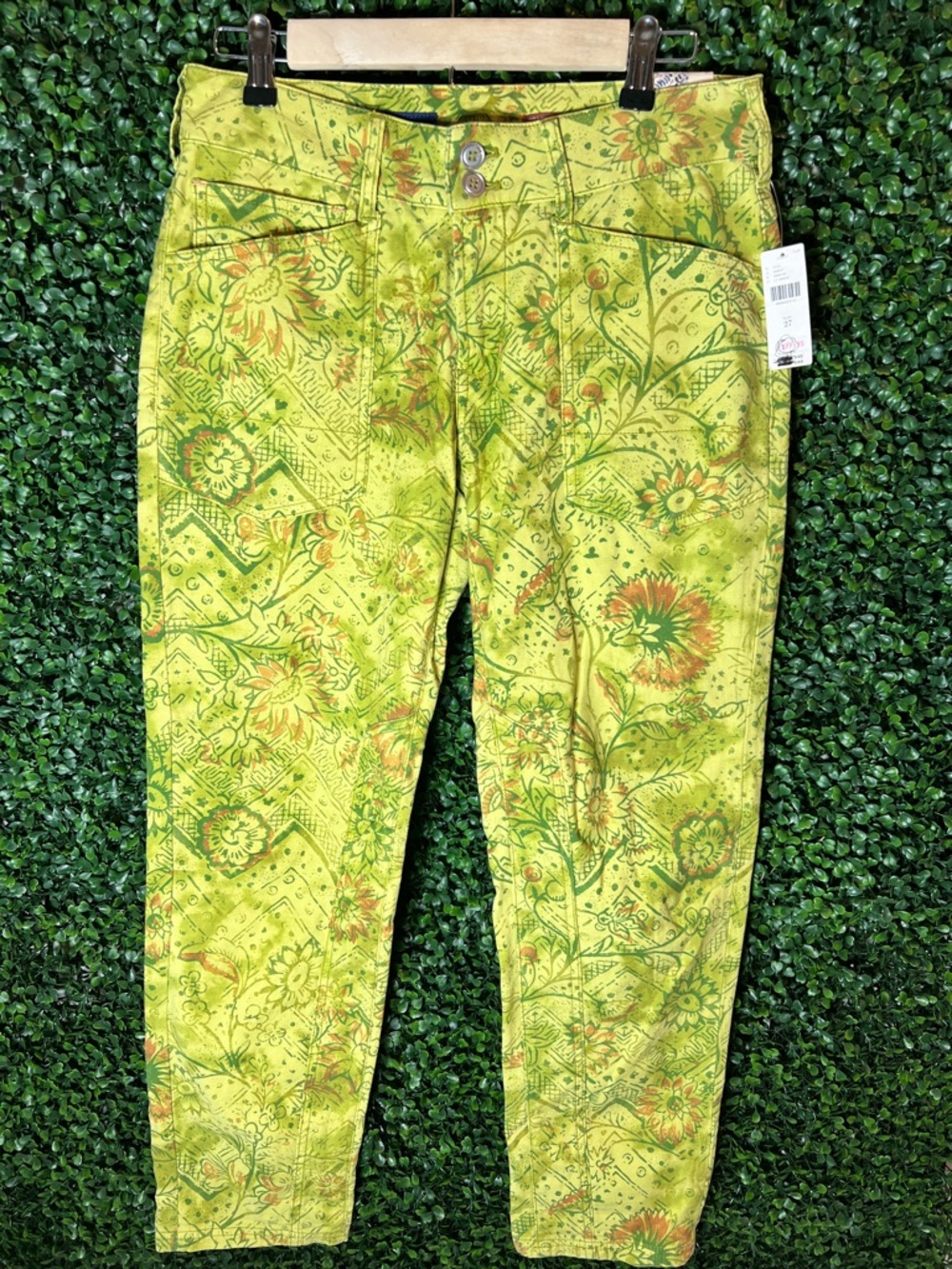 Anthropologie Pilcro The Wanderer High-Rise Botanical Print Pants - Size 27